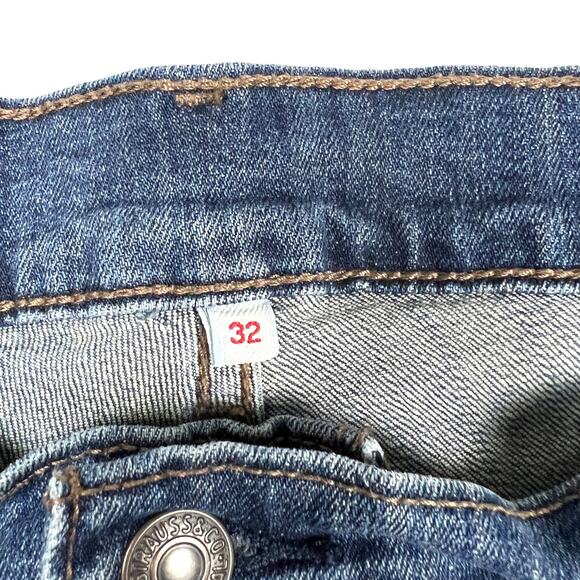 Levi's Jean Shorts‎ Mid-Length Medium Wash Blue Women's 32 Cotton Stretch Denim - Picture 3 of 12